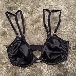 Victoria's Secret Very Sexy Plunge Black Satin Strappy Bra